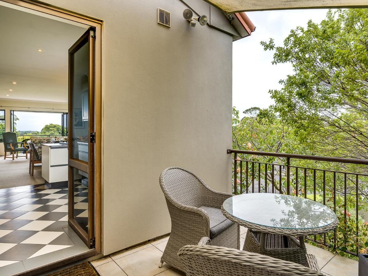 Busby Hill Villa - Havelock North Holiday Home Екстер'єр фото
