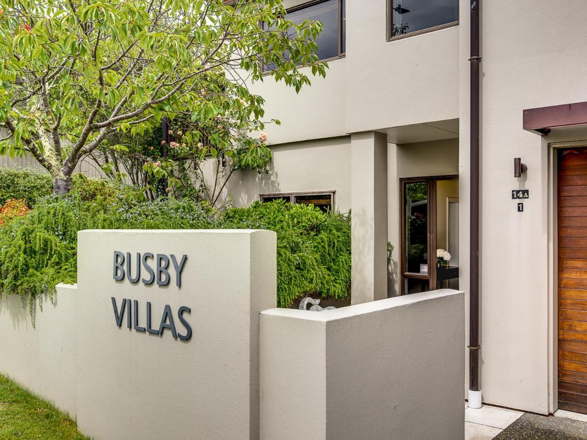 Busby Hill Villa - Havelock North Holiday Home Екстер'єр фото