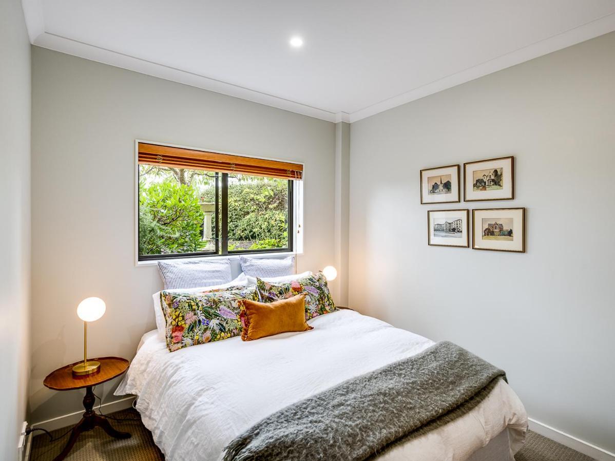 Busby Hill Villa - Havelock North Holiday Home Екстер'єр фото