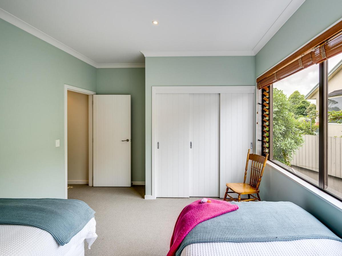 Busby Hill Villa - Havelock North Holiday Home Екстер'єр фото