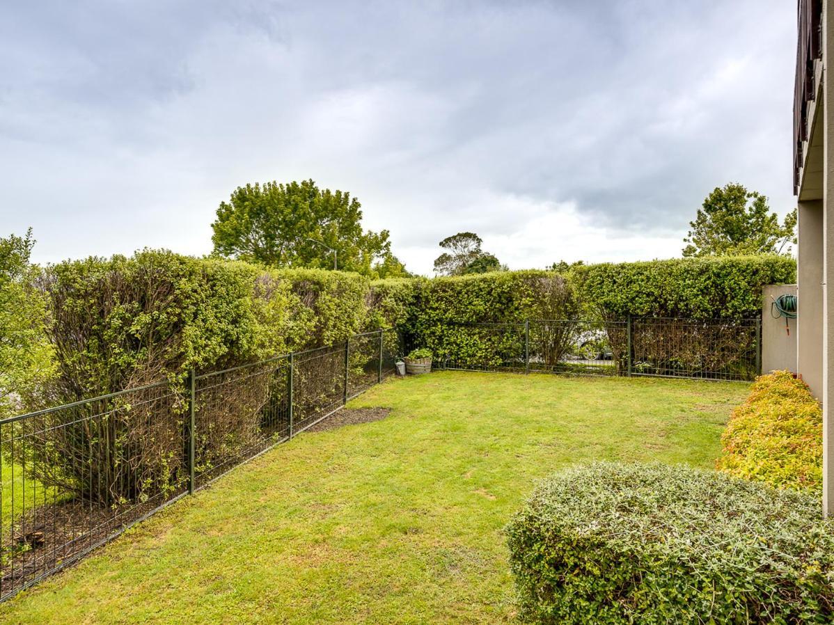 Busby Hill Villa - Havelock North Holiday Home Екстер'єр фото
